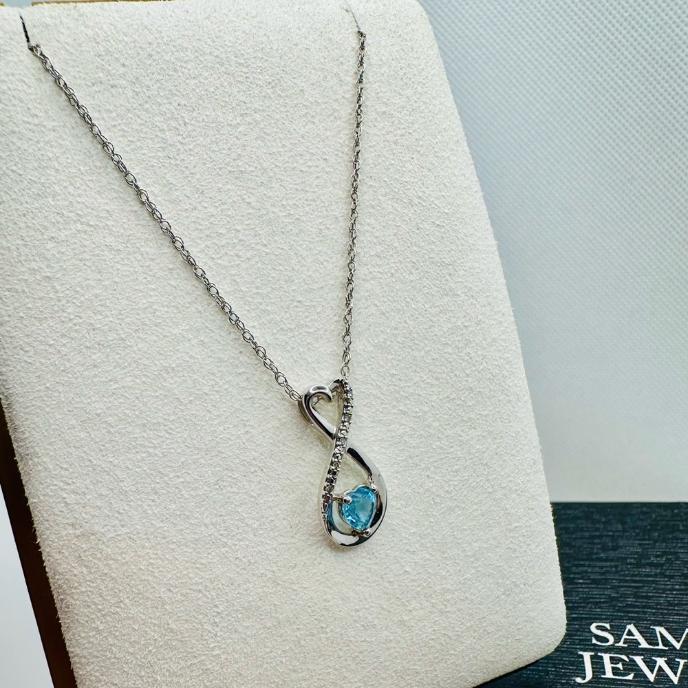 NEW! 925 Sterling Silver Heart-Shaped Blue Topaz & Diamond Infinity Pendant - Picture 3 of 12